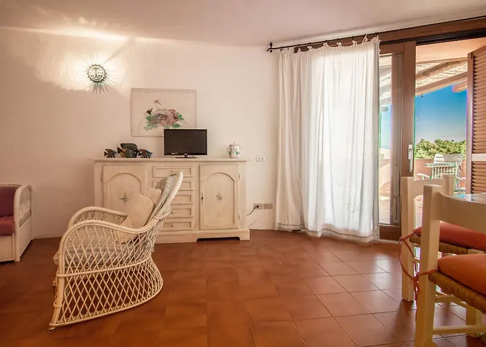 Apartamento Guesthost - Cala Flores Gem - Sea View Lovely